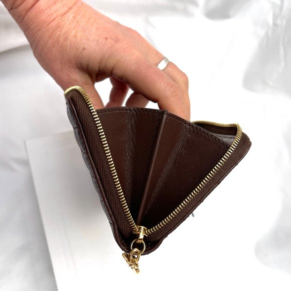 AUC $590 Celine C-Charm Quilted CALFSKIN Compact Zip Wallet New in the box - Picture 14 of 16